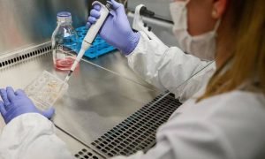 أجهزة تطوير تراكيب دوائية