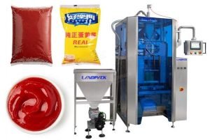 آلة تعبئة السوائل في أكياس خالية من الهواء أوتوماتيكيًا